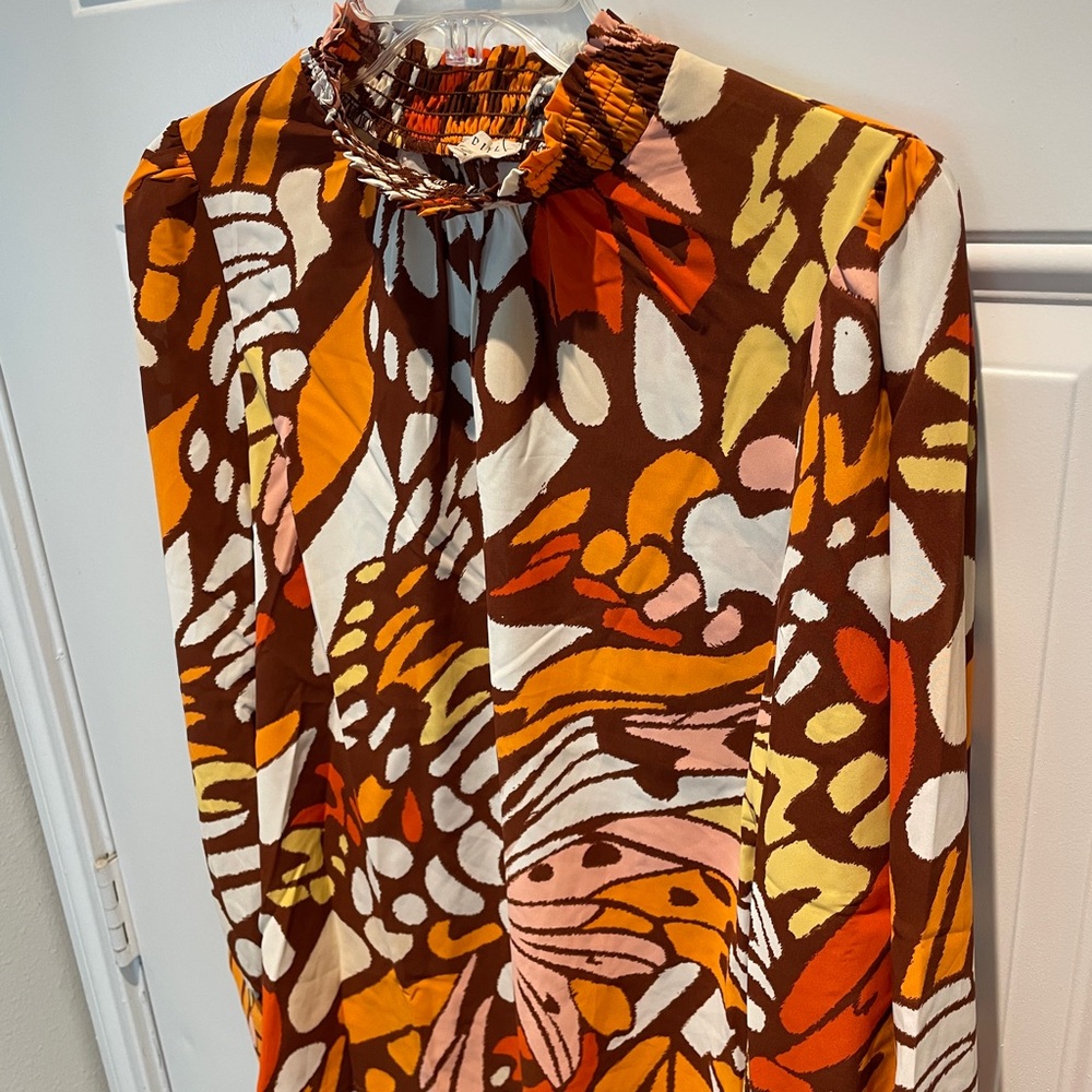 JODIFL Butterfly Brown Orange Colorful High Neck Long Sleeve Blouse Size Medium - Picture 7 of 10